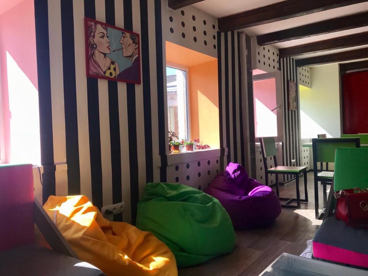 Lucky Hostel На Крещатике Kiev Exterior foto