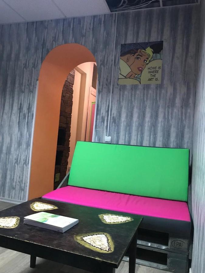 Lucky Hostel На Крещатике Kiev Exterior foto